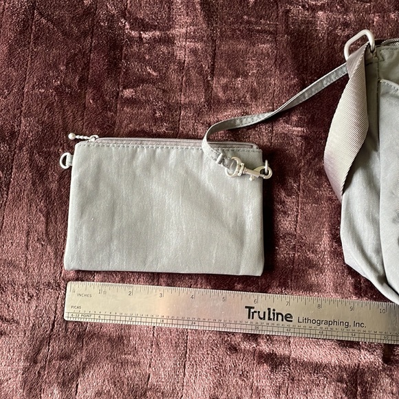 Baggallini shoulder bag, like new - Picture 8 of 8